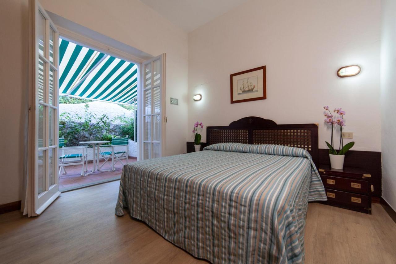 Hotel Antares Каполивери Екстериор снимка