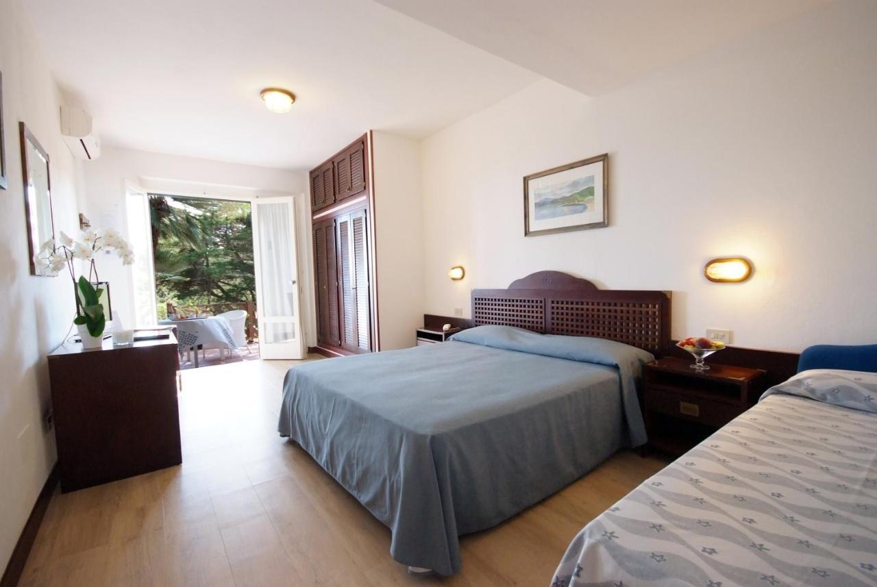 Hotel Antares Каполивери Екстериор снимка